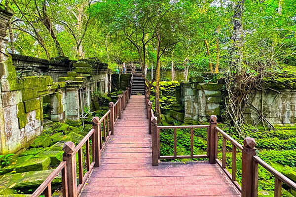 Boeng Mealea Temple